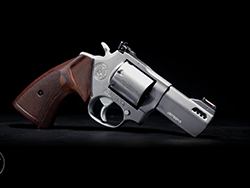 43-20_Taurus692ExecutiveGrade